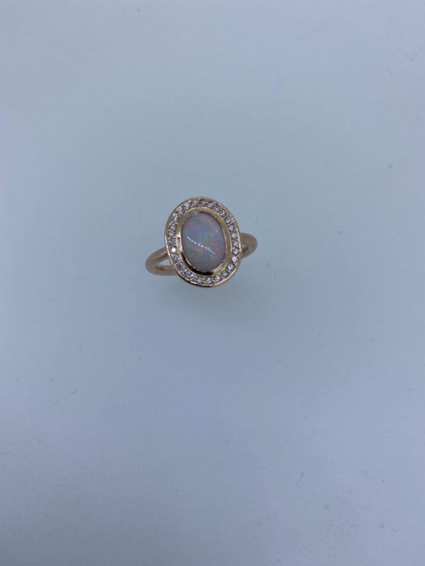 Feiner Opal Ring mit Diamanten – Bild 2